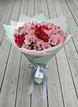 Букет цветов из:  Альстромерии в Субханкулово