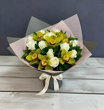 Букет цветов из:  Орхидеи и Розы в Субханкулово