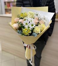 Букет цветов из:  Альстромерии, Розы и Хризантемы в Субханкулово